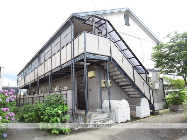 サンハイツ西仙北A棟の外観