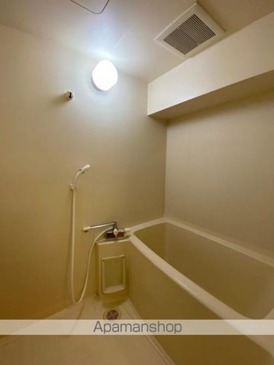 香川県高松市天神前の賃貸マンションの内装