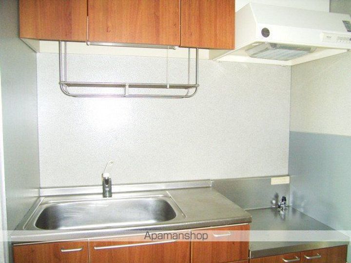 ディアスタウンE206のキッチン