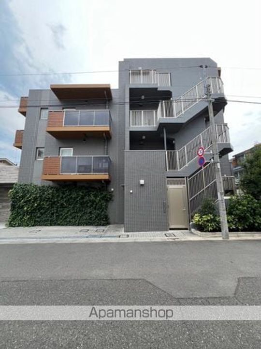 東京都練馬区豊玉北2丁目の賃貸マンションの外観