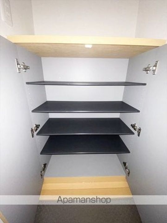 ファヴィリータCの内装