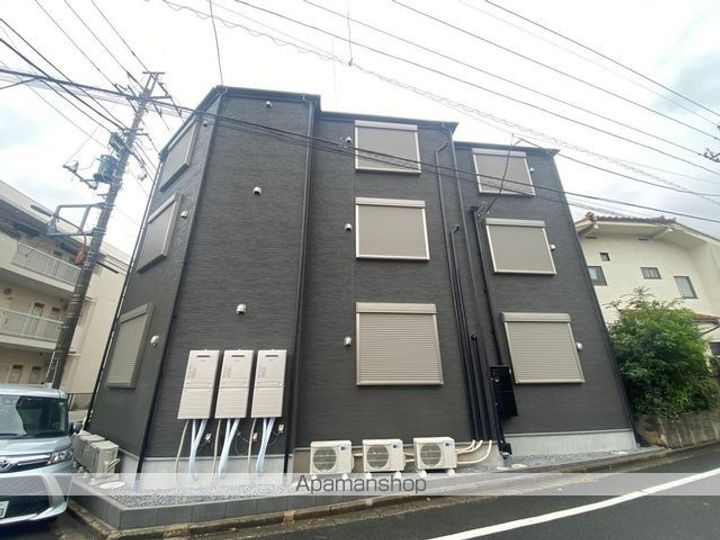 カインドネス八王子散田102号室の外観