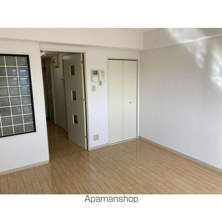 MAISON ELBLOCの居間