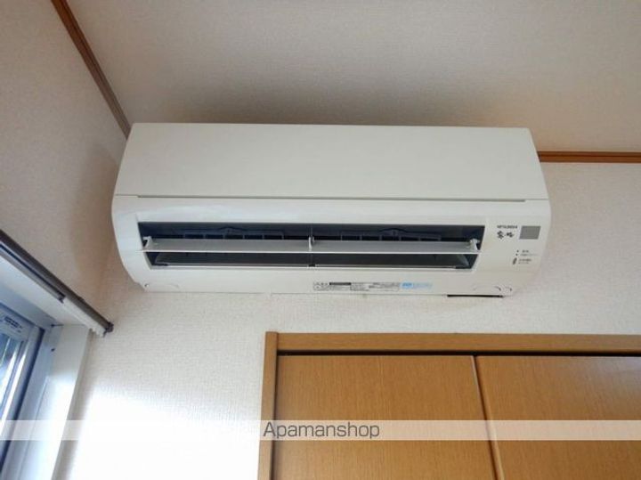 ワークマンション2Eの内装