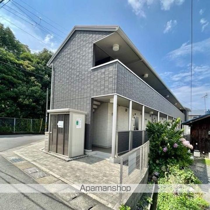 滋賀県大津市北大路2丁目の賃貸アパートの外観