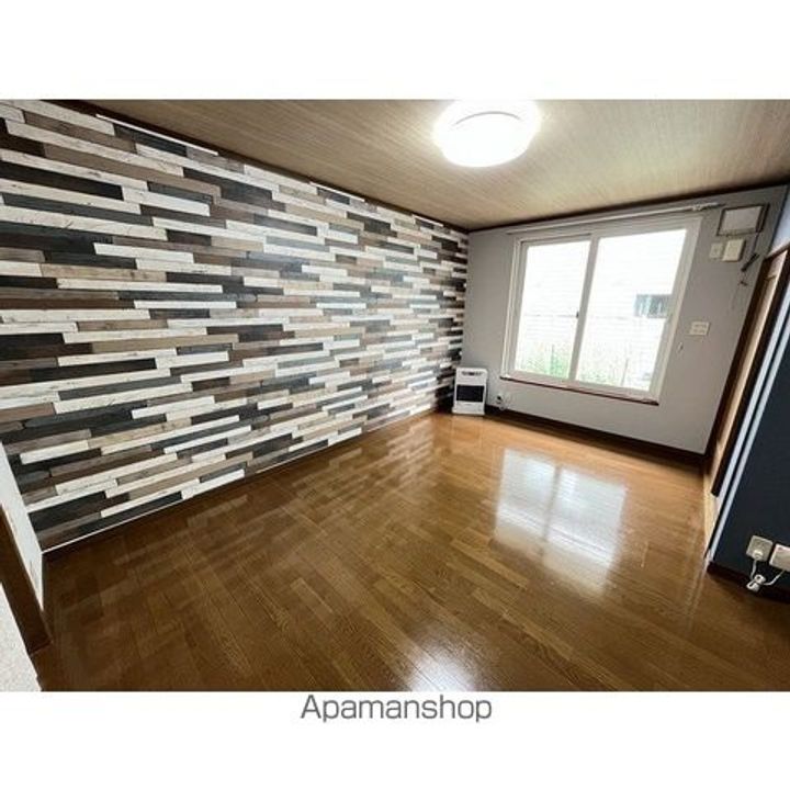 コーポラスサンシャイン102の居間