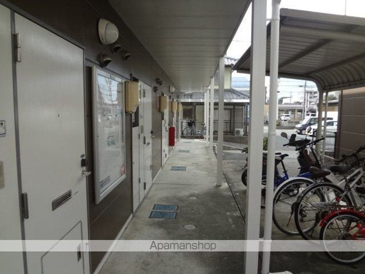 レオパレストルネードの外観