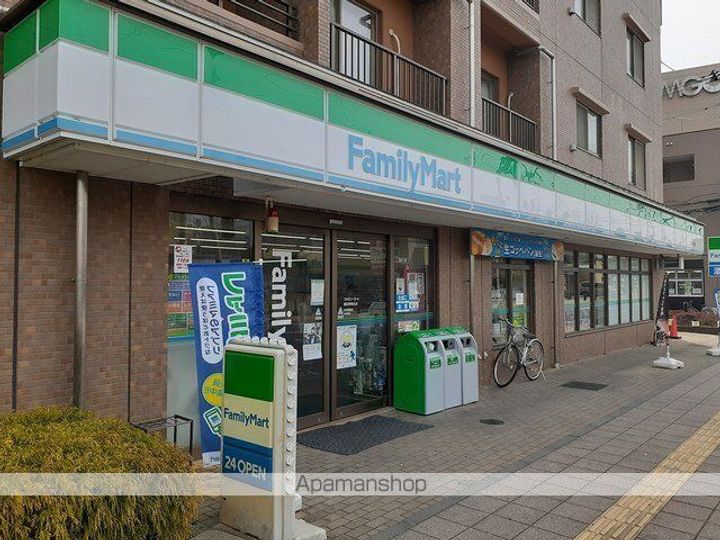 ドゥ ボヌールの周辺