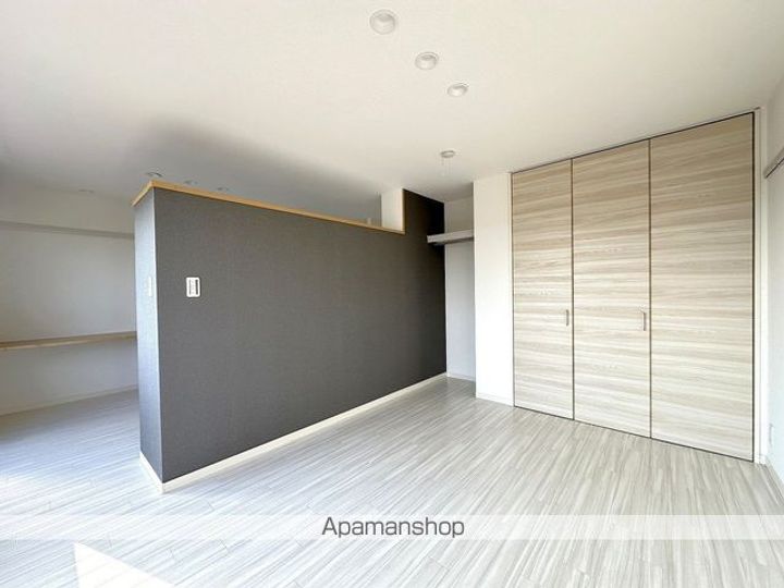 ディアスT&H B201の内装