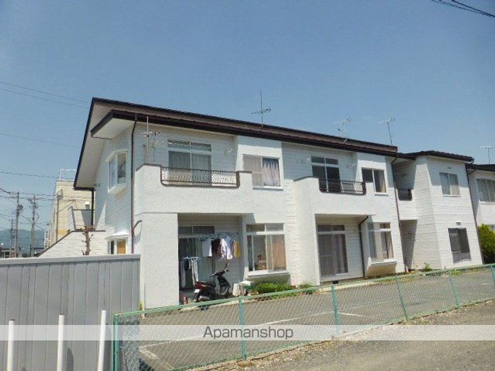 長野県長野市大字高田の賃貸アパートの外観