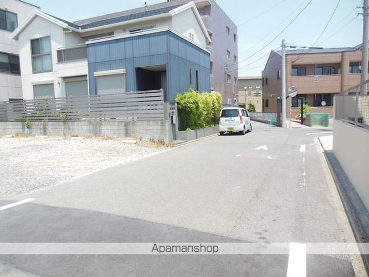 メゾンニシビ101の周辺