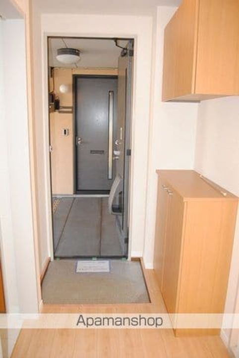 ディアコート壱・弐番館2-201の玄関