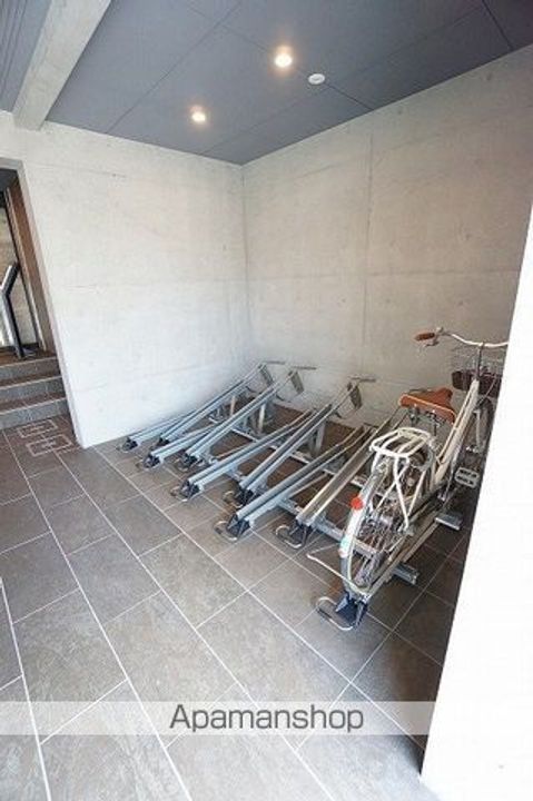 アヴェニール屋形町503の外観