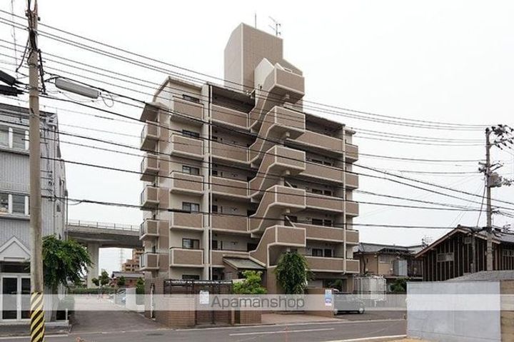 香川県高松市三条町の賃貸マンションの外観