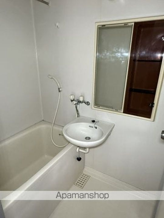 ロイヤルヒルズ成田町の風呂