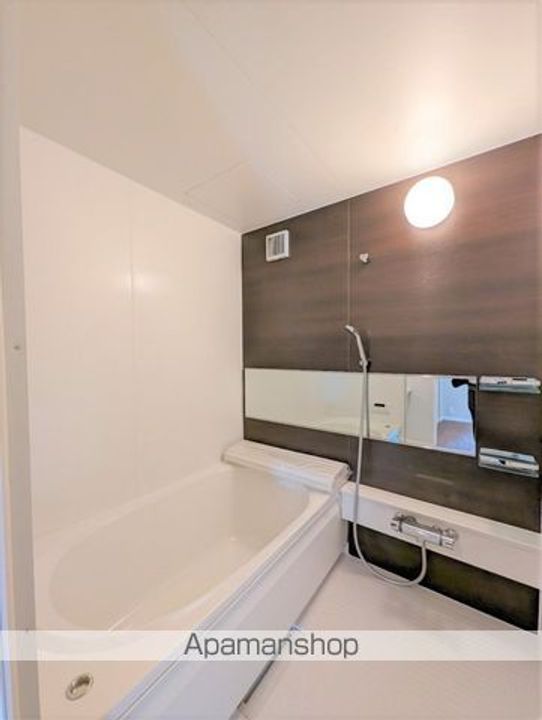 エターナル・ブライトの風呂