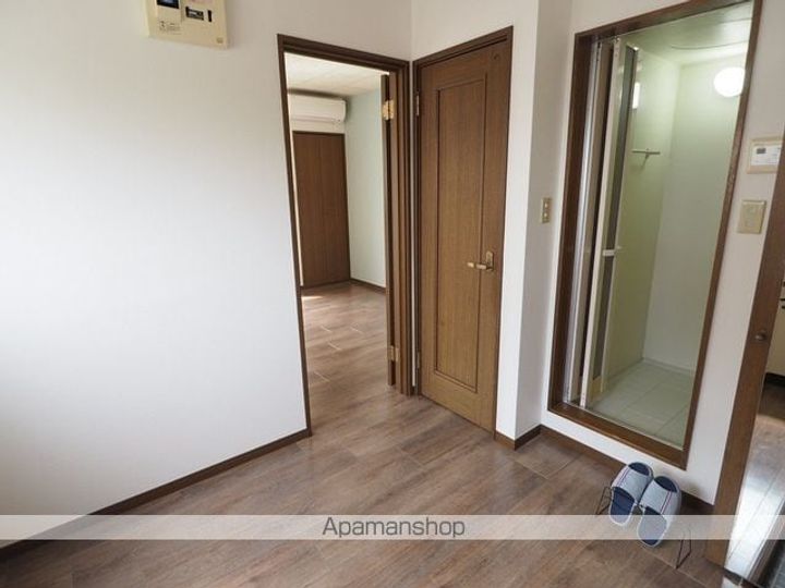 ロイヤル長久保B棟201の内装