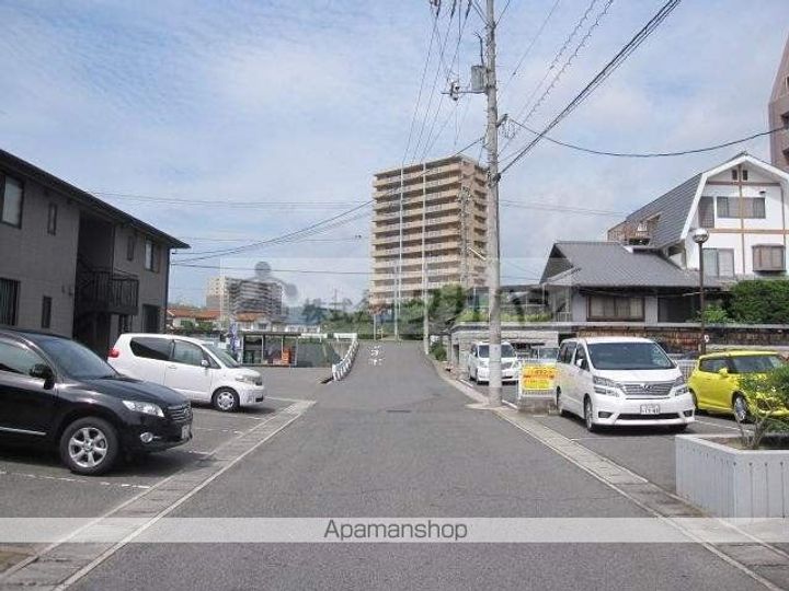 オーディン202の周辺