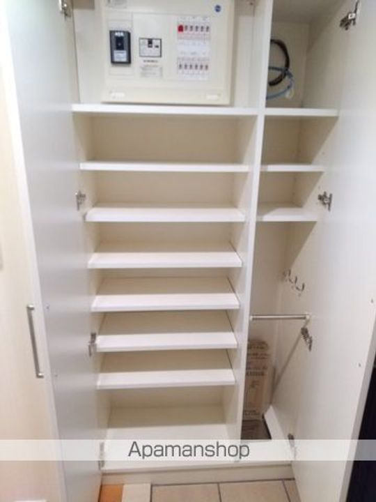 東京都杉並区和田1丁目の賃貸マンションの内装