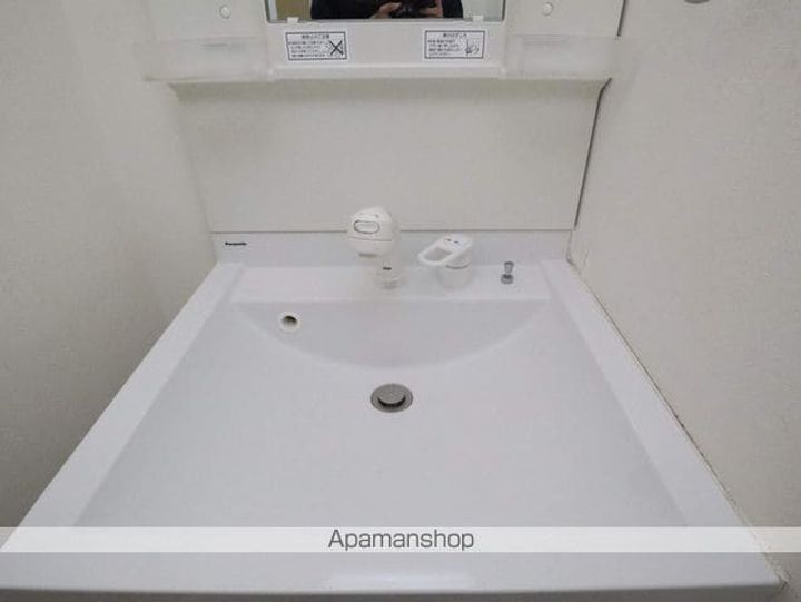 愛知県名古屋市千種区千種3丁目の賃貸アパートの内装