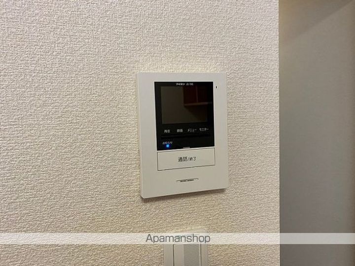 レオパレスKの玄関