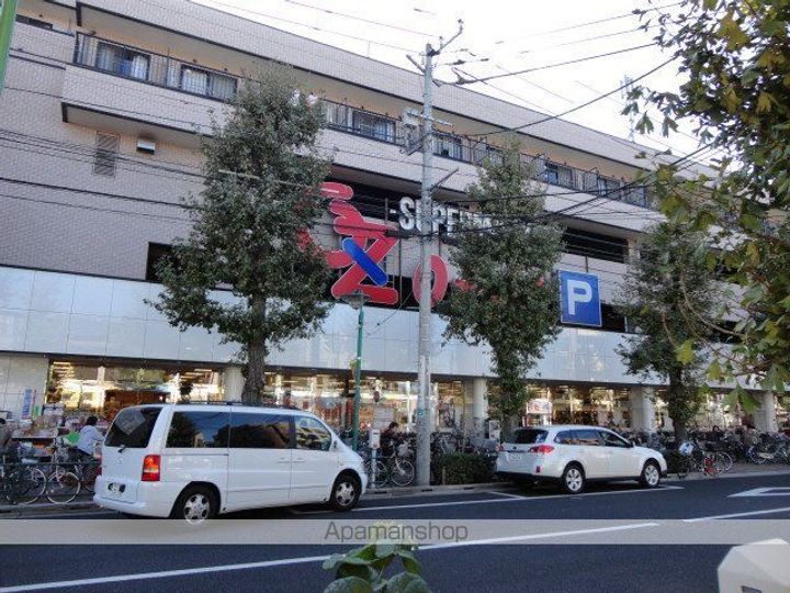 スクエア世田谷の周辺