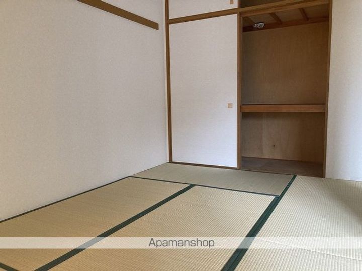 T’s garden西寺尾 C棟の内装