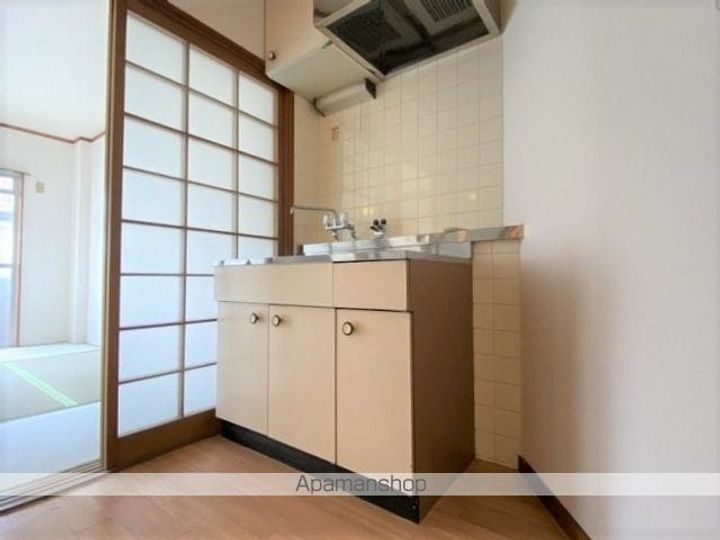 福岡県福岡市中央区鳥飼1丁目の賃貸マンションのキッチン