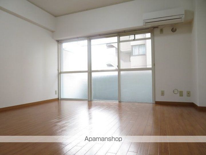 宮町リトル・ヒルズの居間