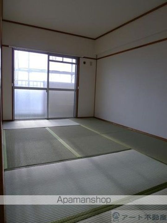 聖和ハイツ 西棟の内装