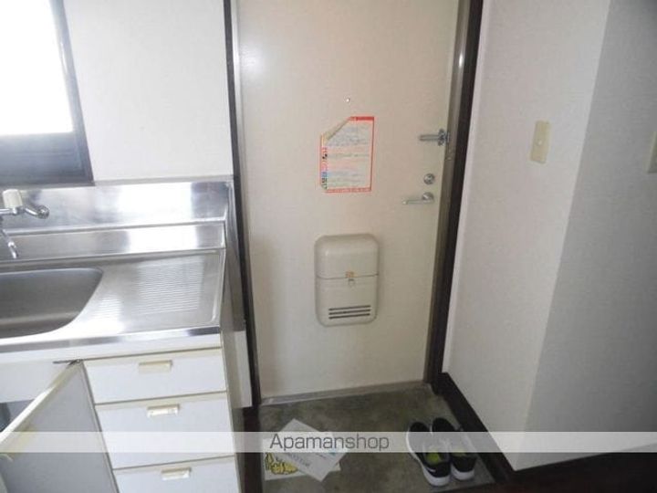 アートマンション302の玄関