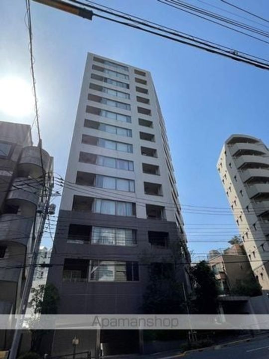 東京都文京区春日2丁目の賃貸マンションの外観
