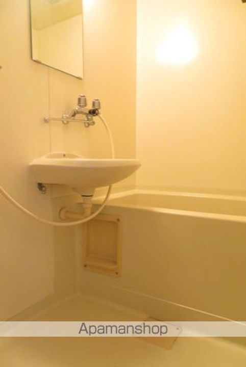 宮城県仙台市青葉区昭和町の賃貸マンションの内装