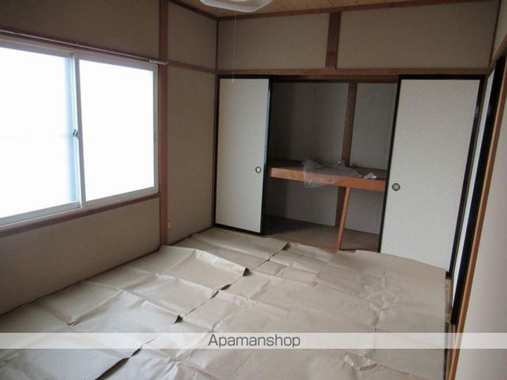 ハウス鳥居AA-2の内装