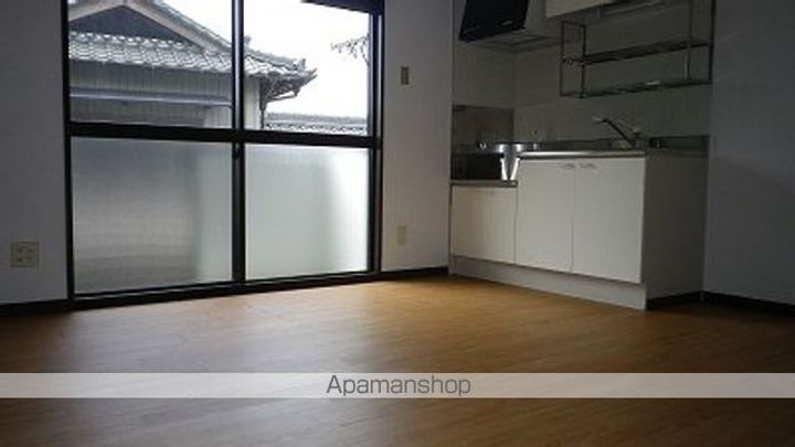 モンシャトー可児C202の居間