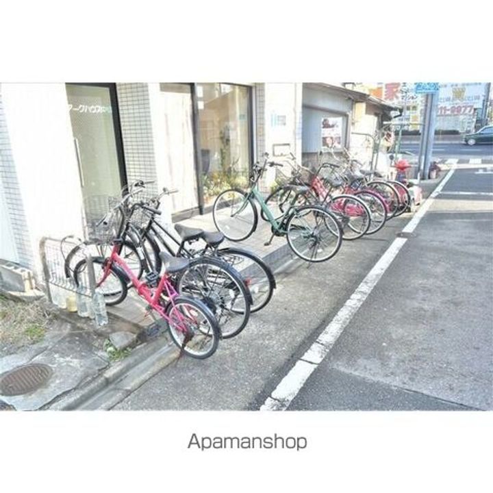 愛知県名古屋市北区中切町字野間の賃貸マンションの外観