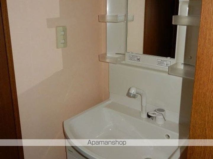 メゾンプラティークC棟102号室のその他画像