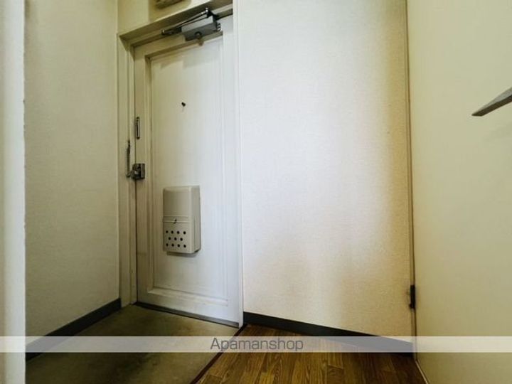 カネオビル柏木(カネオビルカシワギ)307の玄関