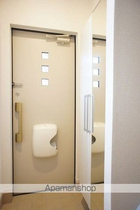 オーシャンズの玄関