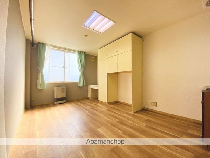 エイトビル305の居間