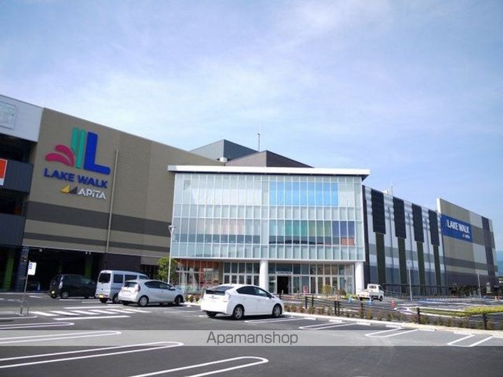 湖畔2丁目ハウス一棟の周辺