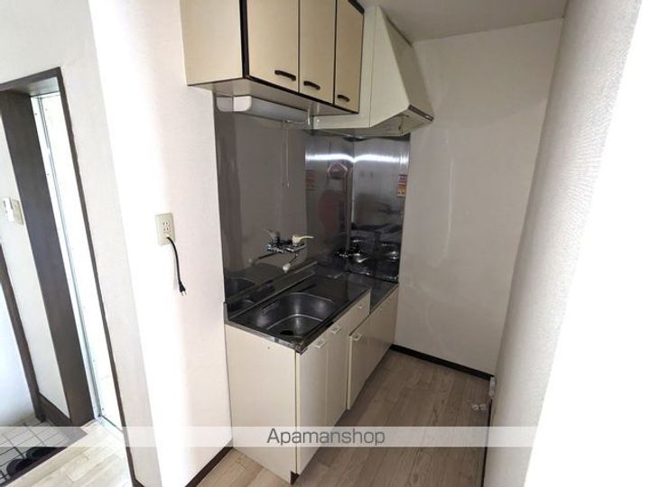 エクセレンス滝沢Ⅰ105のキッチン