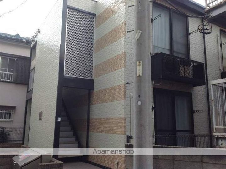 レオパレスステラの外観