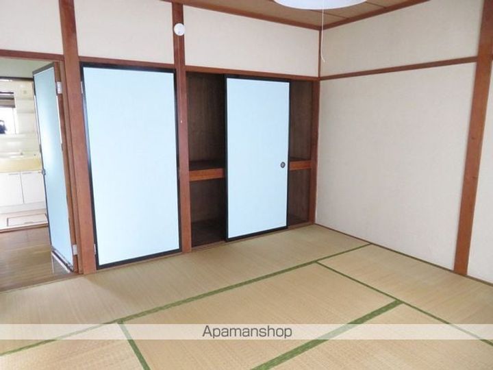 プチフローラ101の内装