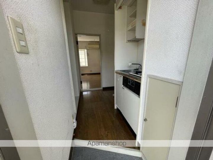 アリス東小泉第一203の玄関