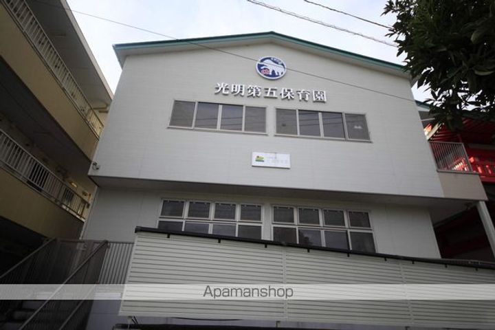 レオパレスハピネスの周辺