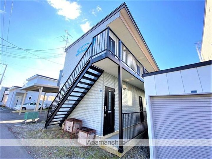 シャイン8103の外観