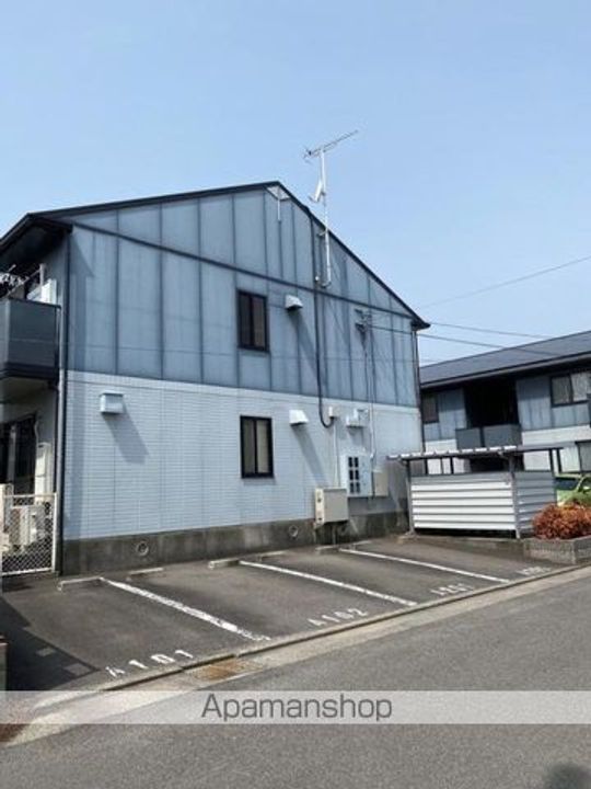 香川県高松市伏石町の賃貸アパートの外観