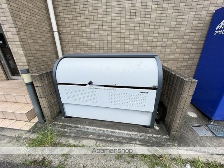 ルミエール・エタンセルのその他画像