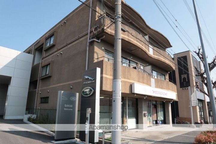 ステム中百舌鳥の外観